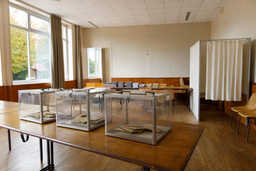 Sénatoriales : dimanche, 93 469 grands électeurs renouvellent la moitié du Sénat