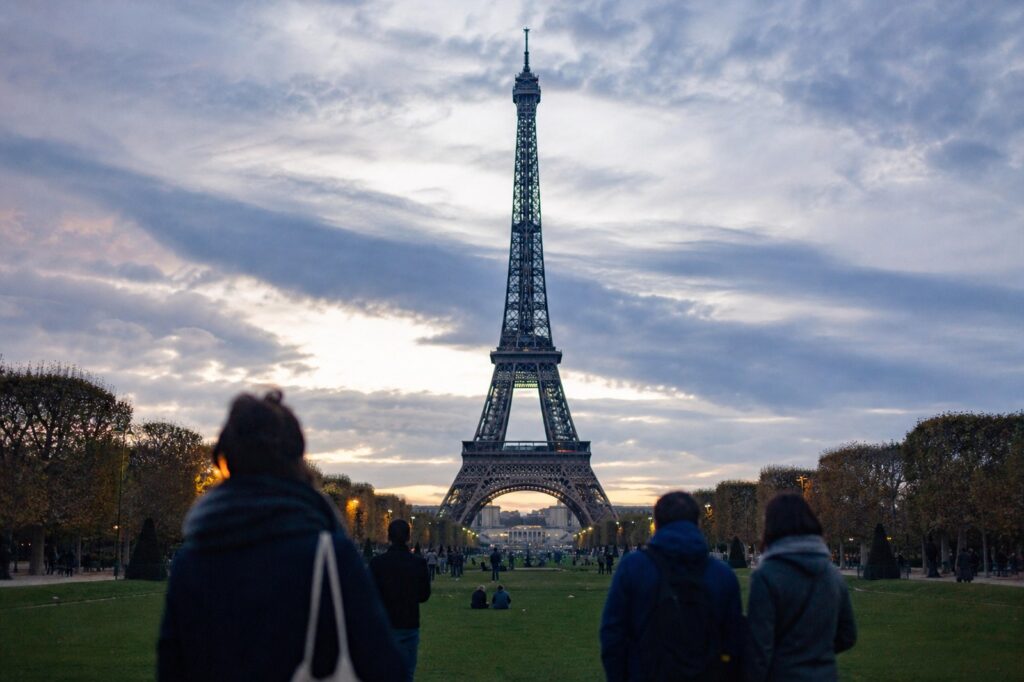Tour Eiffel : le directeur général part, l'enquête interne reconnaît des « défaillances »