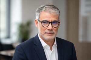 Olivier Faure, candidat à la primaire de la gauche, veut le Smic à 1 700 euros net et la retraite à 62 ans